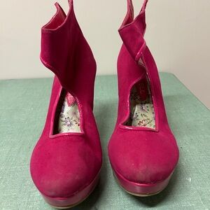 Pink Platform Heels with Cut-out Design
